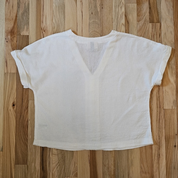 Linen Top - Picture 3 of 8